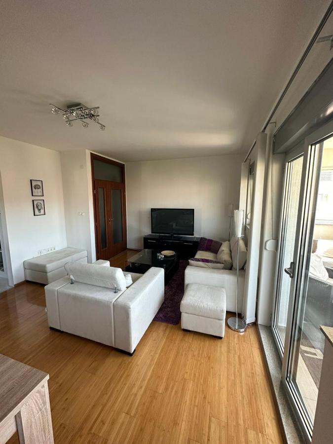 Luxury Aparment Blossom Mostar Eksteriør billede